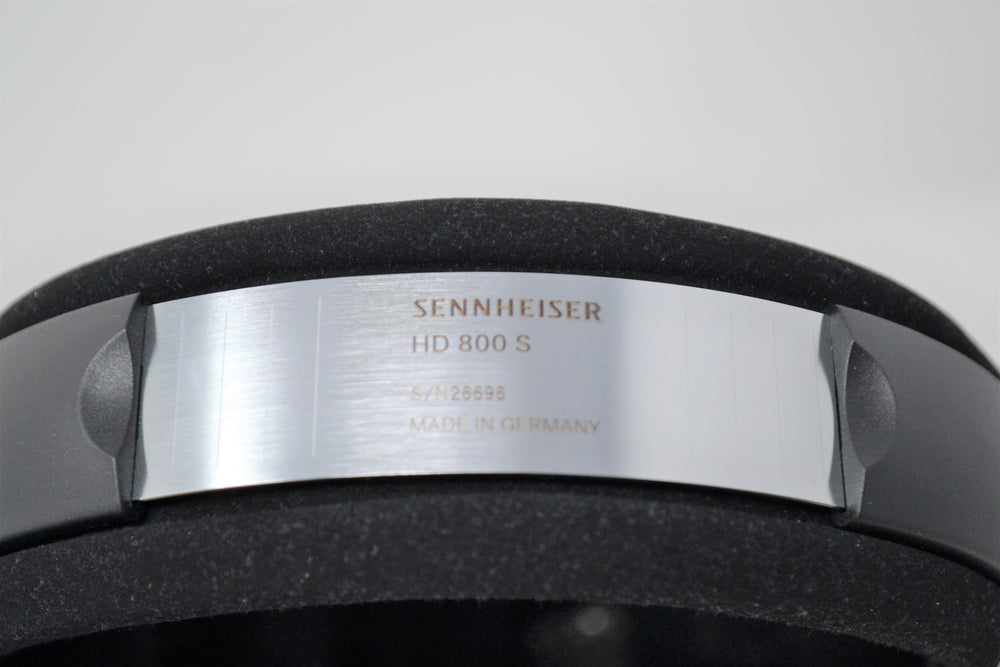Sennheiser HD 800 S over-ear, open-back headphones